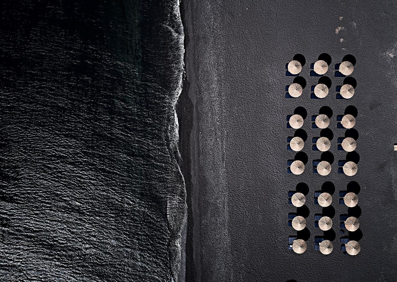 Istoria, A Member Of Design Hotels Perivolos  Exterior photo