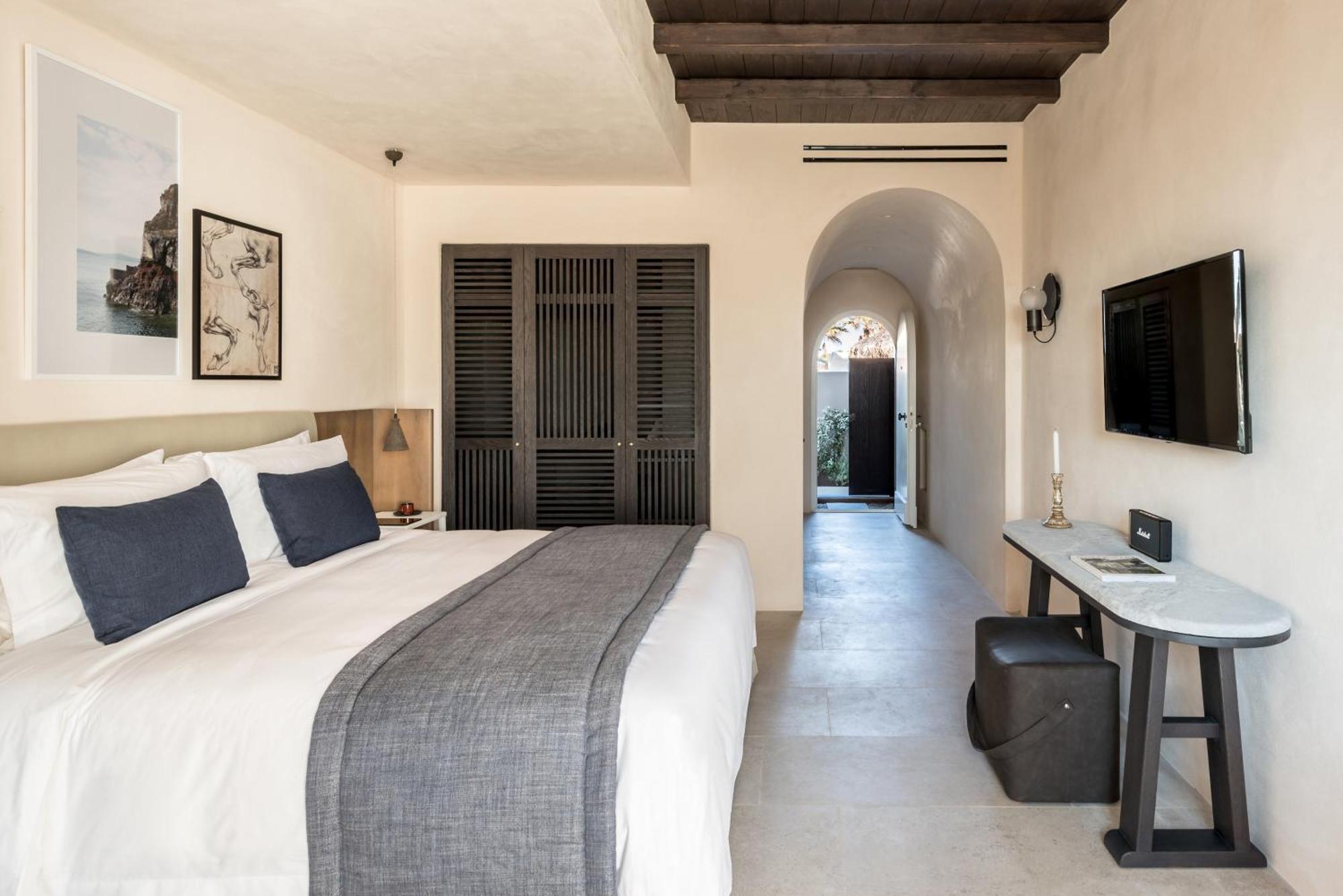 Istoria, A Member Of Design Hotels Perivolos  Exterior photo