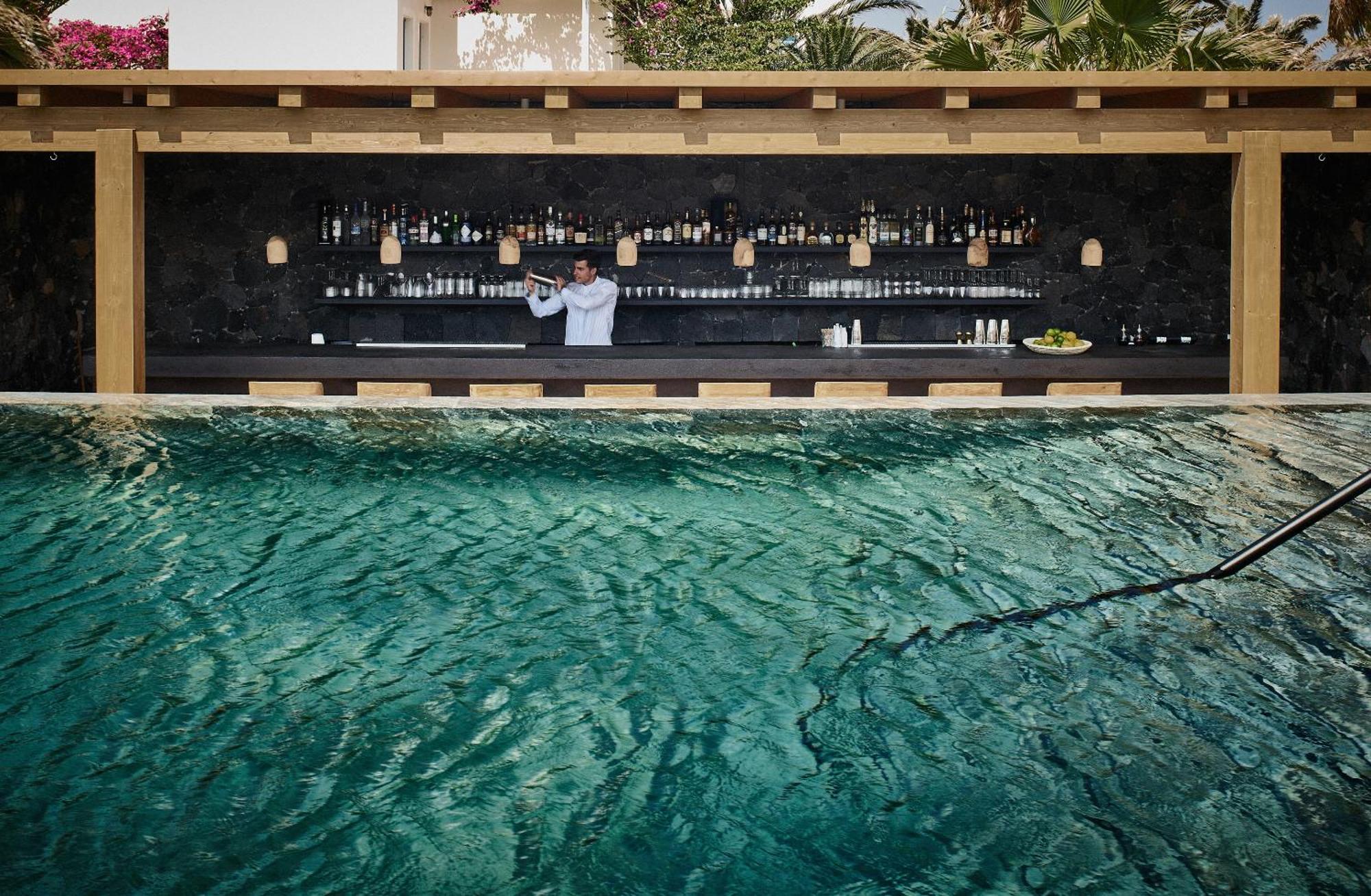 Istoria, A Member Of Design Hotels Perivolos  Exterior photo