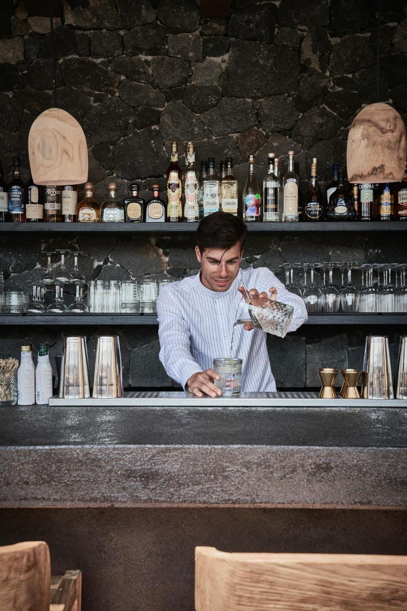 Istoria, A Member Of Design Hotels Perivolos  Exterior photo