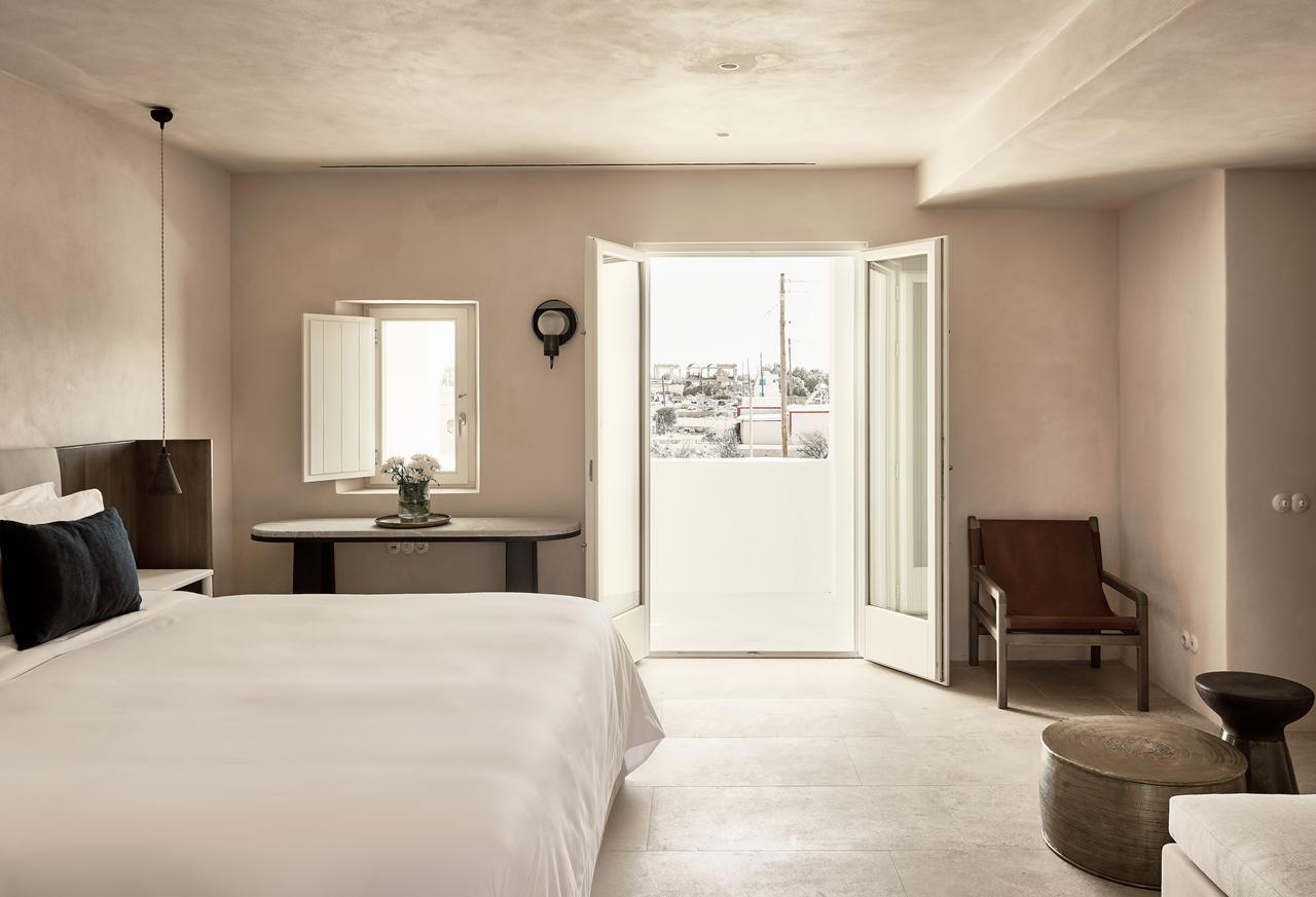 Istoria, A Member Of Design Hotels Perivolos  Exterior photo